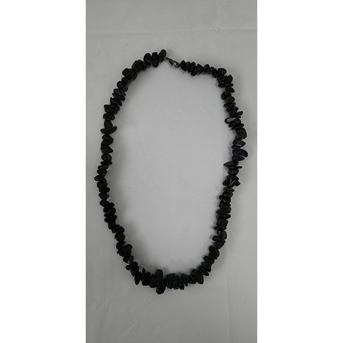Collier sable bleu